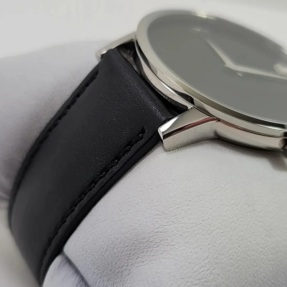 ***SOLD*** Movado Men's Museum Classic Leather Strap Watch with Black Dial - Picture 8 of 14